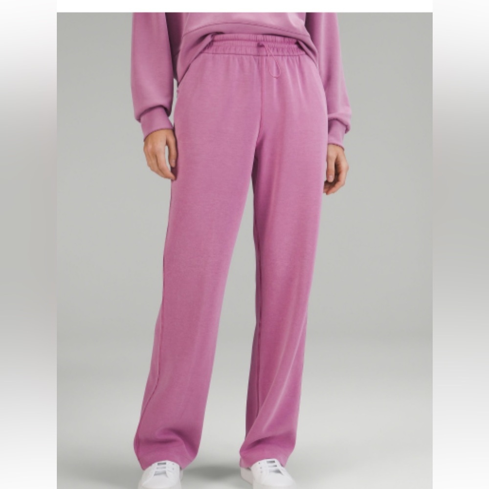 Lululemon soft stream high rise pant